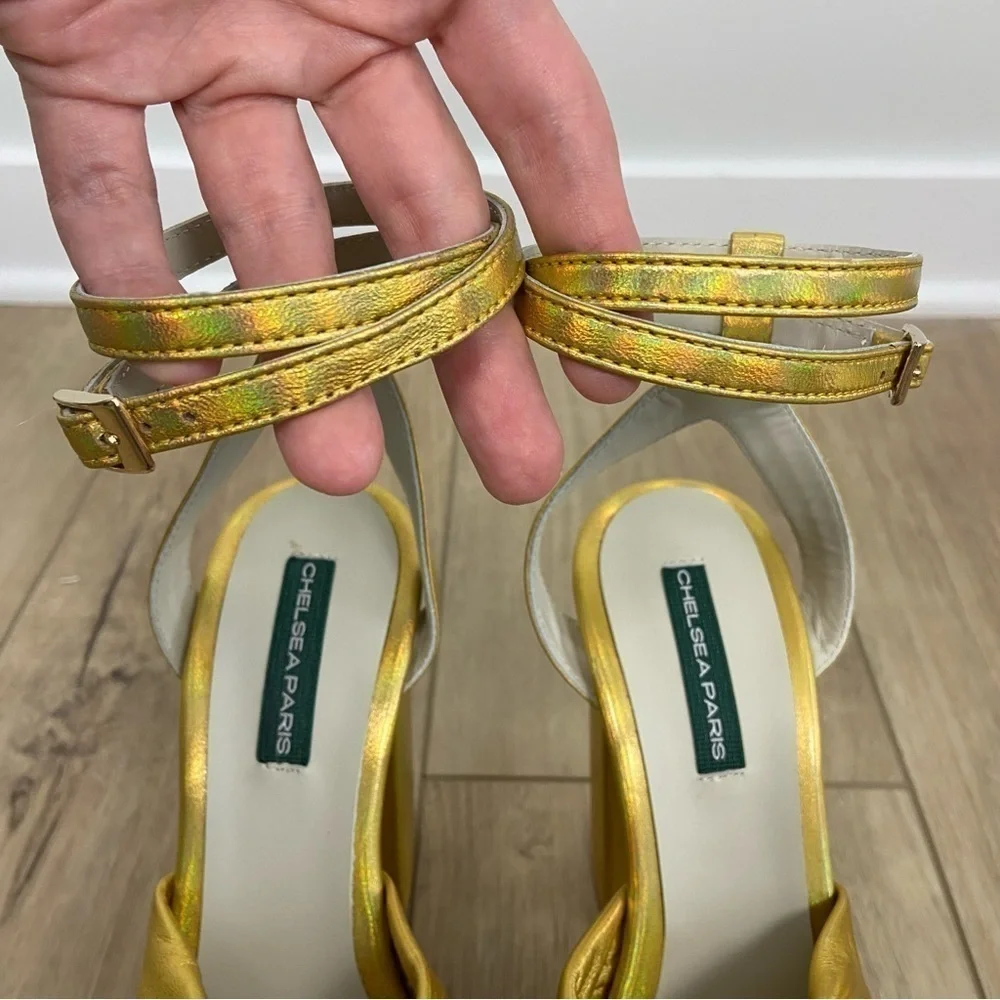 Revolve Chelsea Paris Zasa Platform Sandal in Gold Holo Size 38